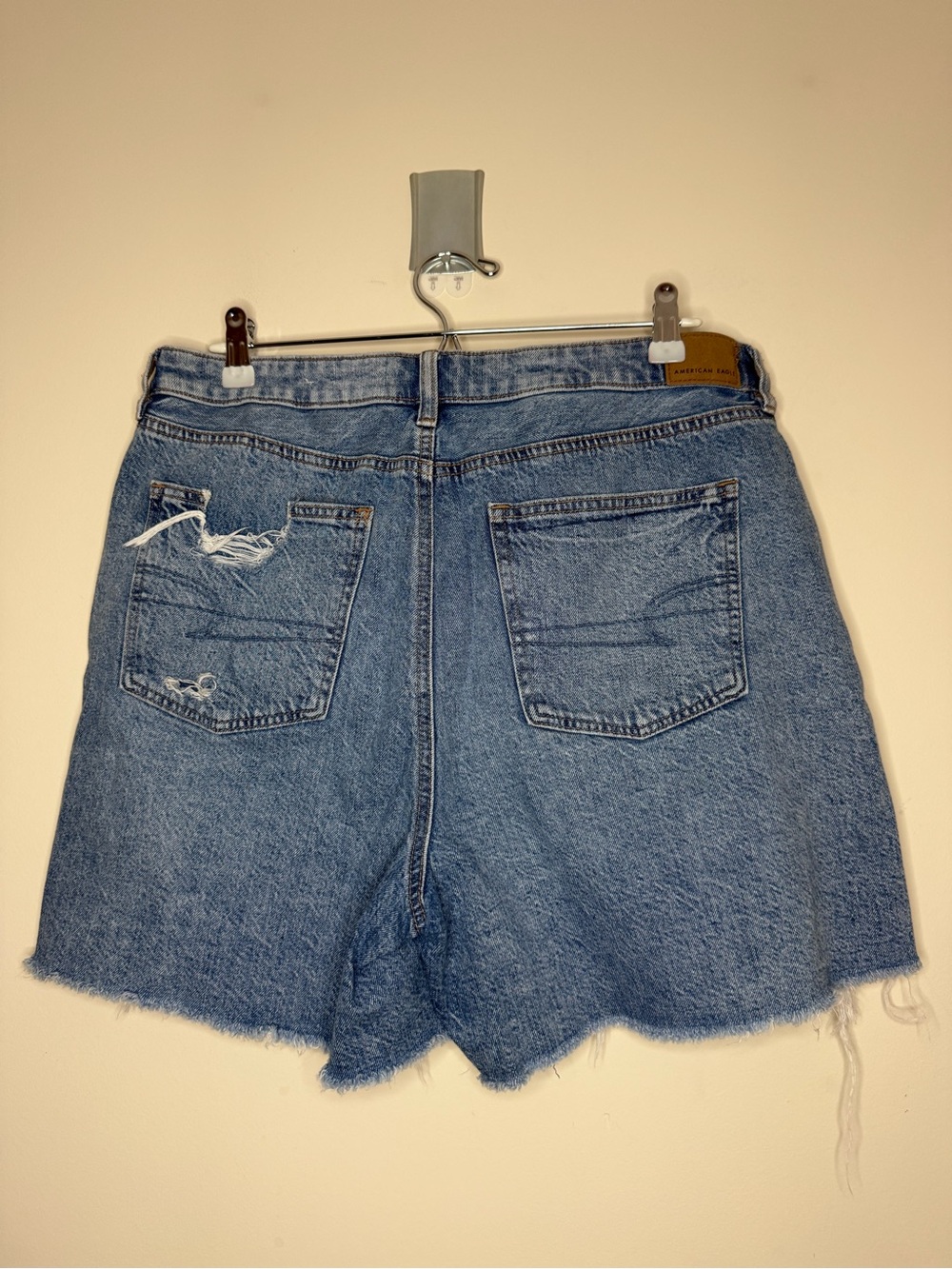AMERICAN EAGLE Baggy Mom Short Distressed Ripped Shredded Summer Denim Shorts - Picture 4 of 7